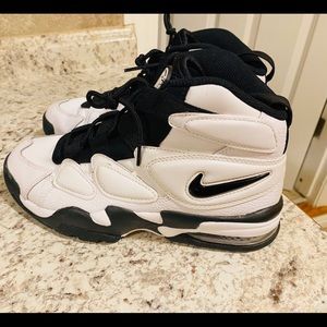 Nike Air Max 2 Uptempo Size 8 women size